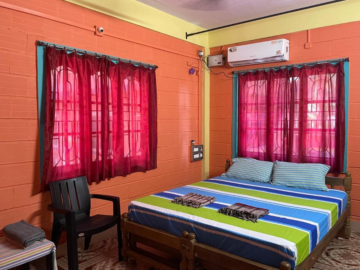 Nimmu Guest House & Restaurant Gokarna Гокарна Экстерьер фото