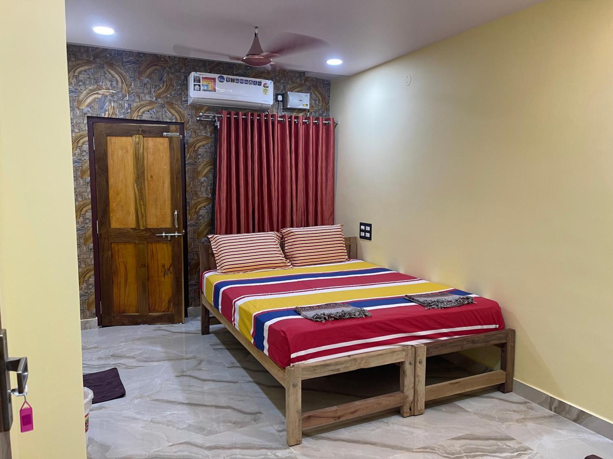 Nimmu Guest House & Restaurant Gokarna Гокарна Экстерьер фото