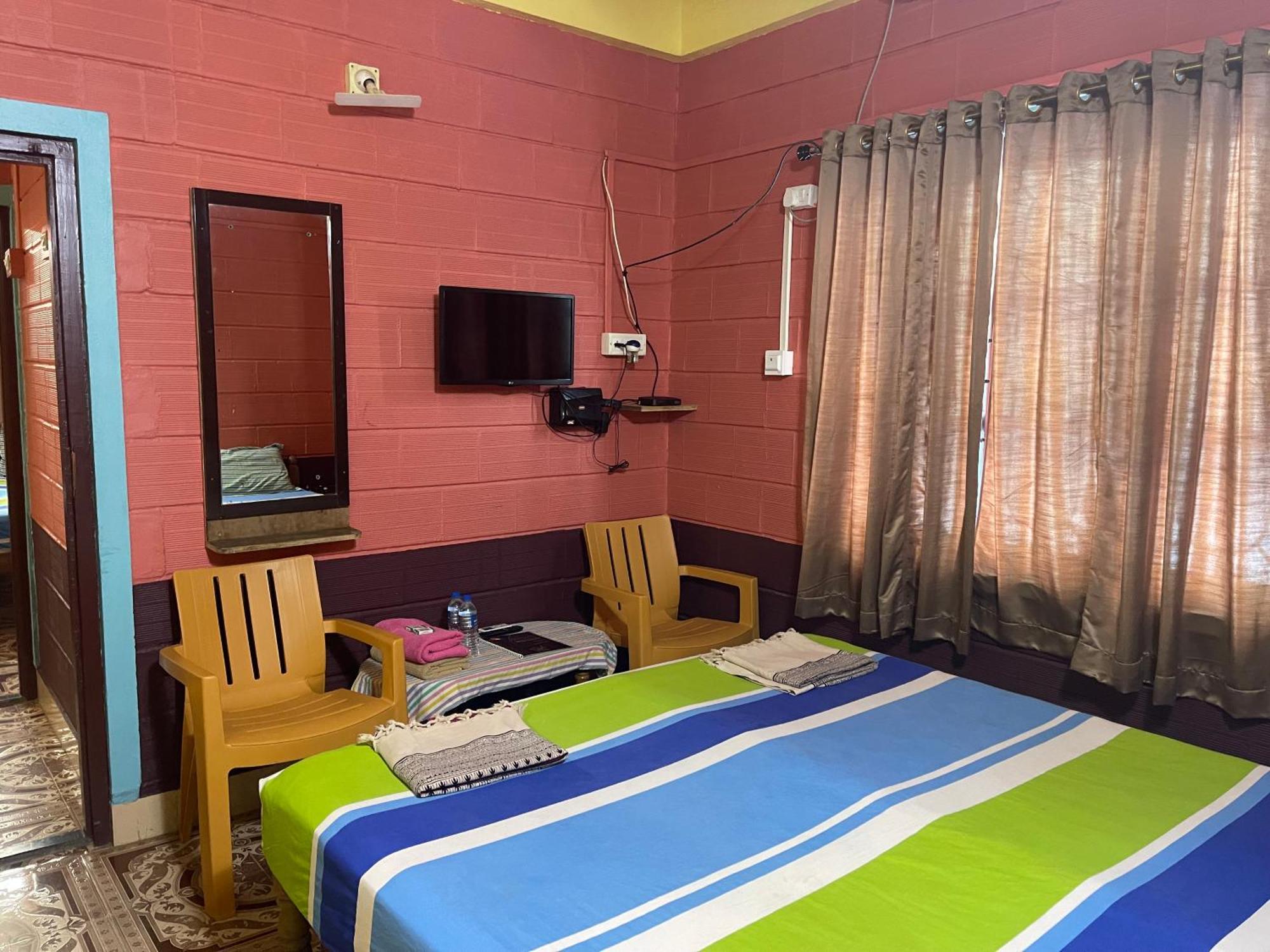 Nimmu Guest House & Restaurant Gokarna Гокарна Экстерьер фото
