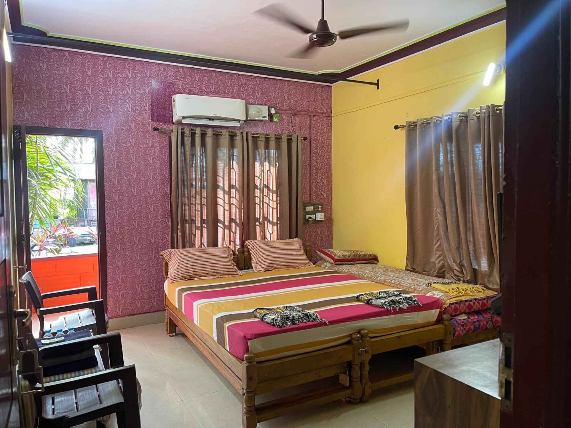 Nimmu Guest House & Restaurant Gokarna Гокарна Экстерьер фото