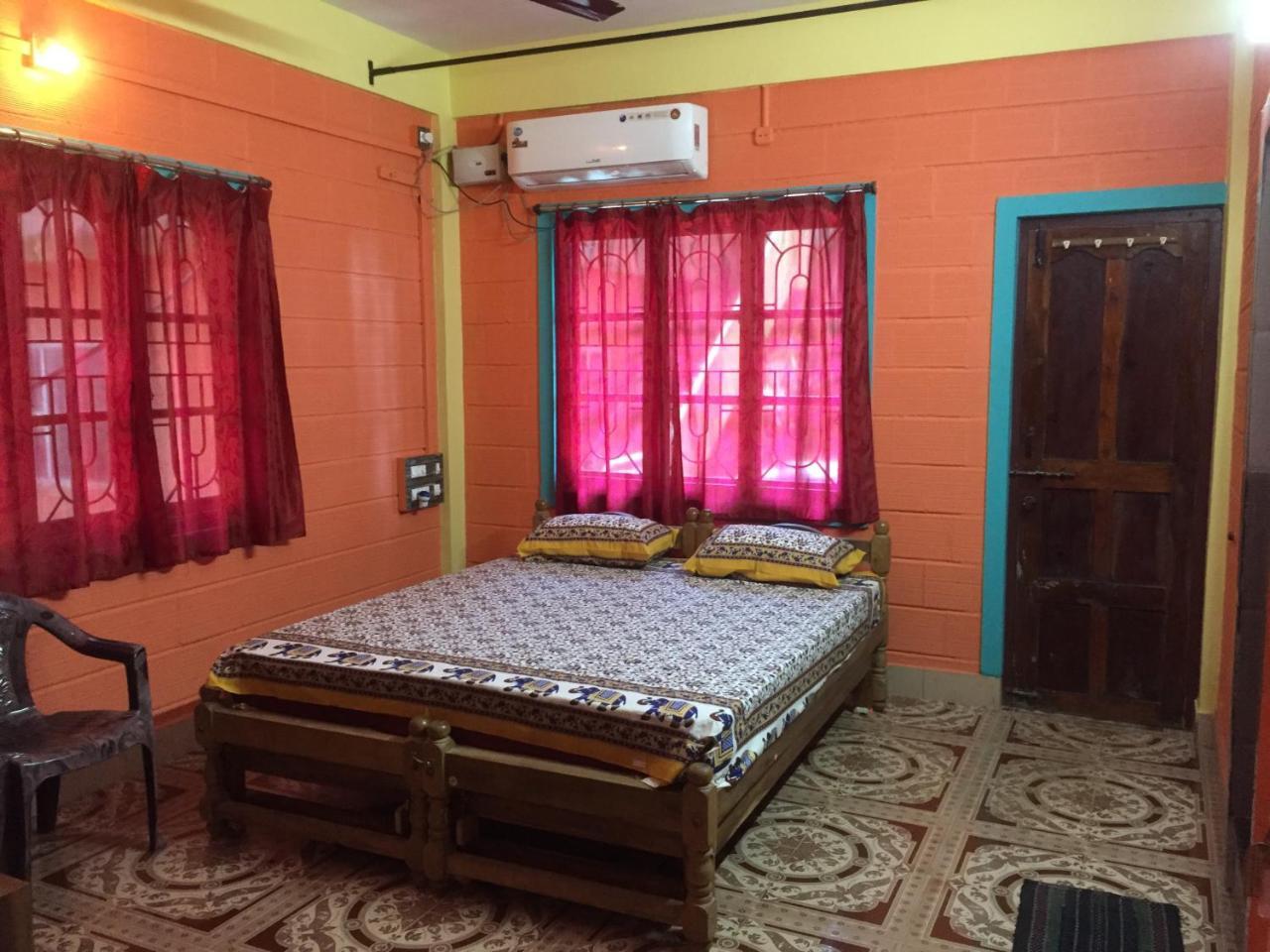 Nimmu Guest House & Restaurant Gokarna Гокарна Экстерьер фото