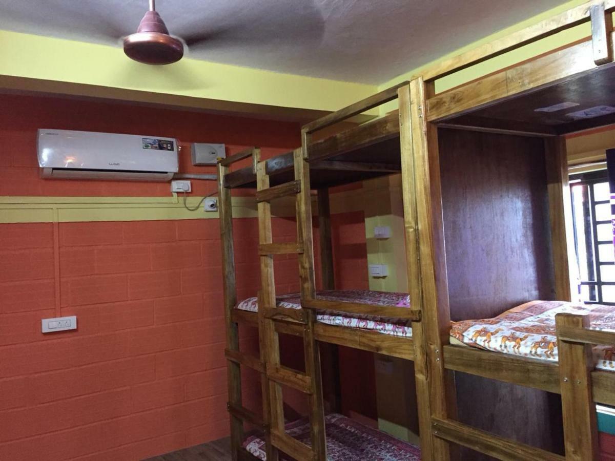 Nimmu Guest House & Restaurant Gokarna Гокарна Экстерьер фото